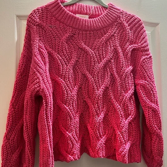 Kookai Switzerland Sweater NWT Hand Knit Pink Cable Knit Relaxed Fit Beautiful! - Picture 9 of 13